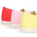 Cotton canvas Sneaker shoes GYM style with toe cap in fashion colors.