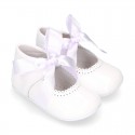 Little Baby Mary Jane shoes angel style with ties in patent leather.