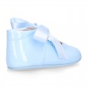 Little Baby Mary Jane shoes angel style with ties in patent leather.