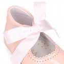 Little Baby Mary Jane shoes angel style with ties in patent leather.