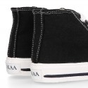 Zapatilla alta niños CASUAL con puntera y cordones en color NEGRO.