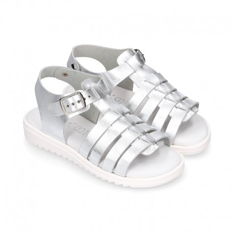 METAL leather sandals with buckle fastening and SUPER FLEXIBLE soles.