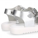 METAL leather sandals with buckle fastening and SUPER FLEXIBLE soles.