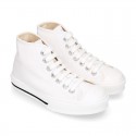 Cotton canvas High Sneaker shoes with shoelaces and with toe cap in pastel colors.