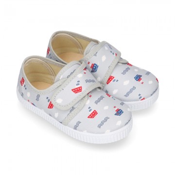 Cotton canvas Bamba type shoes with laceless and BOATS design.