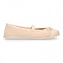 Girl´s MICROFIBER combined with PATENT finish ballet flats with ribbon and elastic band.