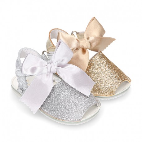 METAL Shiny soft leather Menorquina sandals for baby girls and BOW.