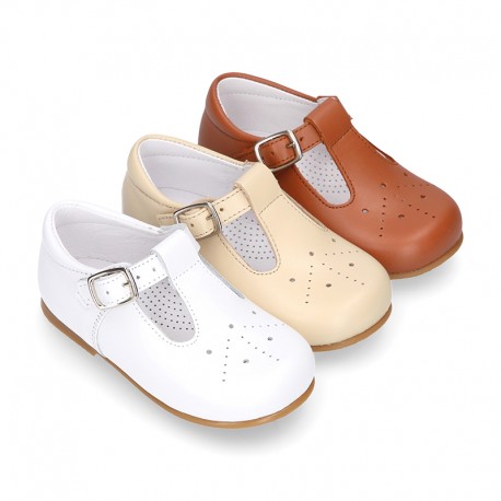 Chopped design kids OKAA little T-bar shoes with buckle fastening in nappa leather.