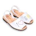 Embroidery leather Kids Menorquina sandals with rear strap.