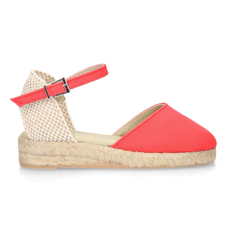 CORAL color Cotton Canvas Girl espadrilles with buckle fastening.