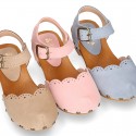 Nobuck Leather wooden Girl Sandal shoes CLOG style with waves design.