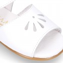 WHITE Nappa leather little Girl Sandal shoes with buckle fastening.