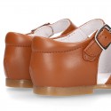Nappa leather little Girl Sandal shoes with buckle fastening in TAN color.