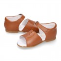 Nappa leather little Girl Sandal shoes with buckle fastening in TAN color.