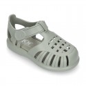 Classic Kids jelly shoes for Beach and Pool use in SOLID colors with hook and loop strap closure.