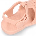 Classic Kids jelly shoes for Beach and Pool use in SOLID colors with CLIP PRESS closure.