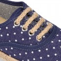 Alpargata niño tipo blucher con cordones en lona jeans con ESTRELLAS.