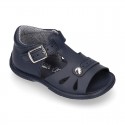 Washable leather kids sandals with open toe cap and buckle fastening with SUPER FLEXIBLE soles.