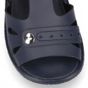 Washable leather kids sandals with open toe cap and buckle fastening with SUPER FLEXIBLE soles.