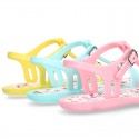 Girl Jelly shoes sandal style with HELLO KITTY design.