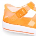 Tennis style kids jelly shoes with button and clip closure for Beach and Pool.