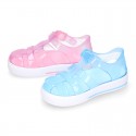 Tennis style kids jelly shoes with button and clip closure for Beach and Pool.