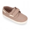 Cotton Canvas Boat shoes laceless.