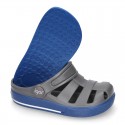 Kids jelly shoes with OLA COMBI CLOG design for beach and pool use.