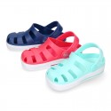 Kids jelly shoes with OLA CLOG design for beach and pool use.