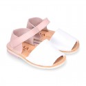 Combined leather Kids Menorquina sandals with counter and hook and loop strap.