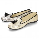 Women Ballet flat shoes SLIPPER style with sequins design.