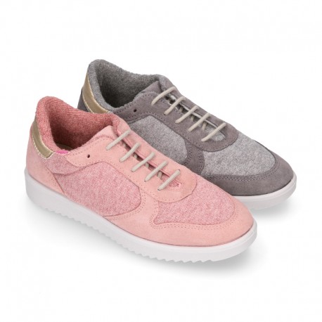Knit cotton canvas Girl sneaker shoes combined with suede leather with ties closure.