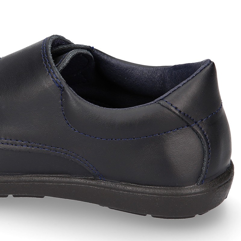 Zapato colegial niño OKAA tipo Blucher sin cordones y puntera reforzada en  piel lavable. CT011