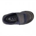 Zapato colegial niño OKAA sin cordones y puntera reforzada en piel lavable.
