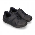 Kids OKAA School shoes closed with laceless, elastic band and reinforced toe cap in washable leather.