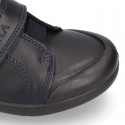 Kids OKAA School shoes closed with laceless, elastic band and reinforced toe cap in washable leather.