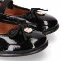 Girl´s BLACK PATENT Schoolballet flats with ribbon and elastic band.