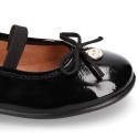 Girl´s BLACK PATENT Schoolballet flats with ribbon and elastic band.