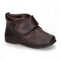 Little kids Bootie school shoes laceless in washable leather.