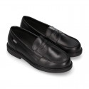 Classic school Kids Moccasin shoes in Nappa leather with rubber sole.