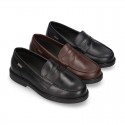 Classic school Kids Moccasin shoes in Nappa leather with rubber sole.