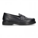 Classic school Kids Moccasin shoes in Nappa leather with rubber sole.