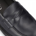 Classic school Kids Moccasin shoes in Nappa leather with rubber sole.