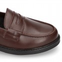 Classic school Kids Moccasin shoes in Nappa leather with rubber sole.