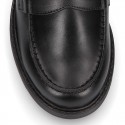 Classic school Kids Moccasin shoes in Nappa leather with rubber sole.