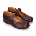 School Classic girl Nappa leather little Mary Jane shoes with chopped design, hook and loop strap in classic colors.