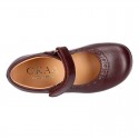 School Classic girl Nappa leather little Mary Jane shoes with chopped design, hook and loop strap in classic colors.