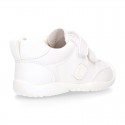 OKAA FLEX tennis kids shoes laceless and with toe cap.