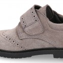 Suede leather kids School shoes Blucher style laceless with chopped design.