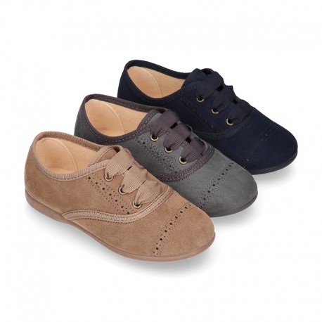 Autumn winter color canvas Kids LACES UP shoes with chopped design.